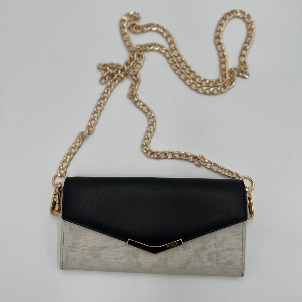 ♦️Fendi Continental Wallet/Crossbody